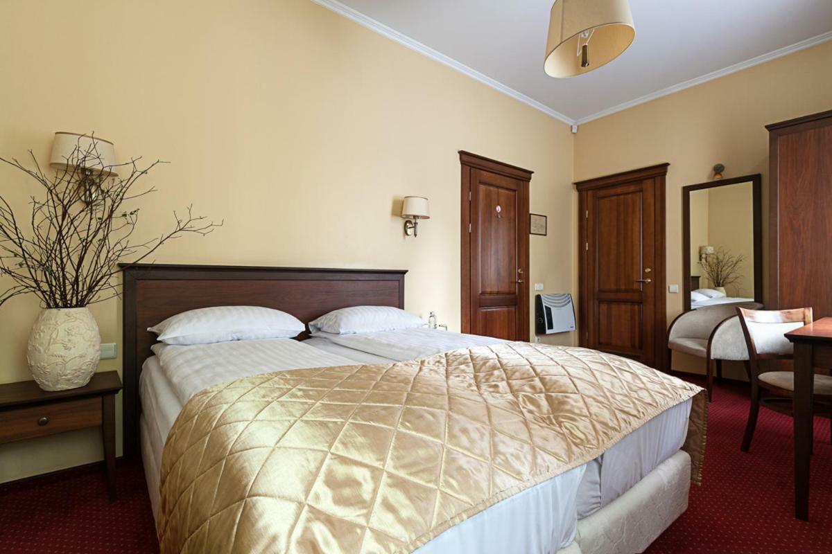 Conviva Hotel Panevezys Exterior photo