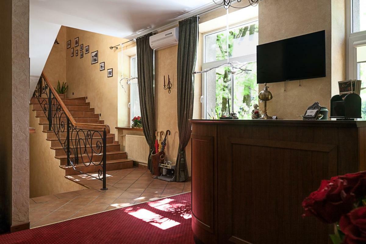 Conviva Hotel Panevezys Exterior photo