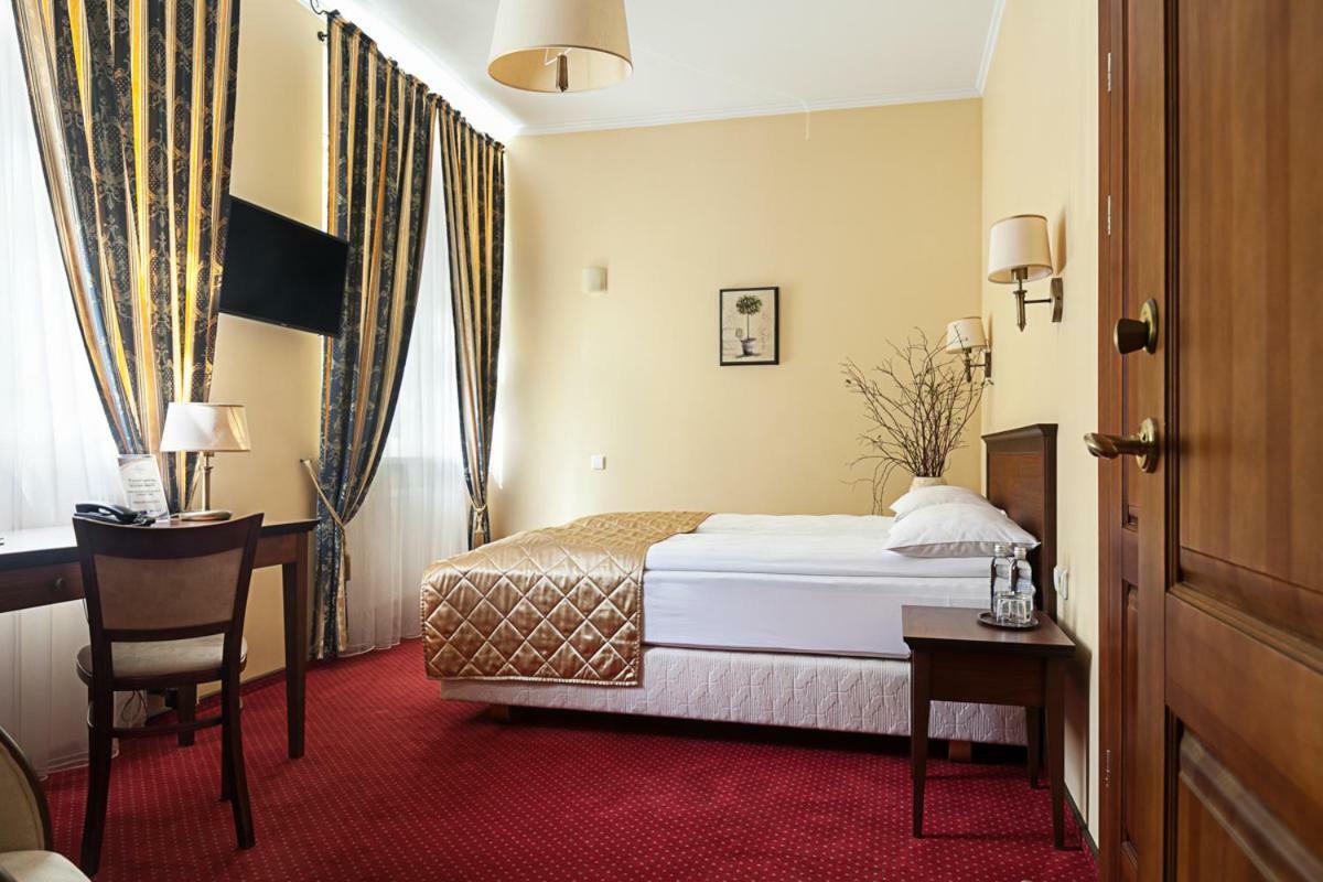 Conviva Hotel Panevezys Exterior photo