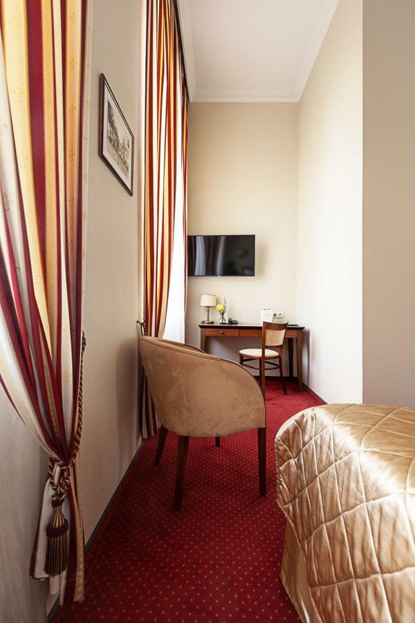 Conviva Hotel Panevezys Exterior photo
